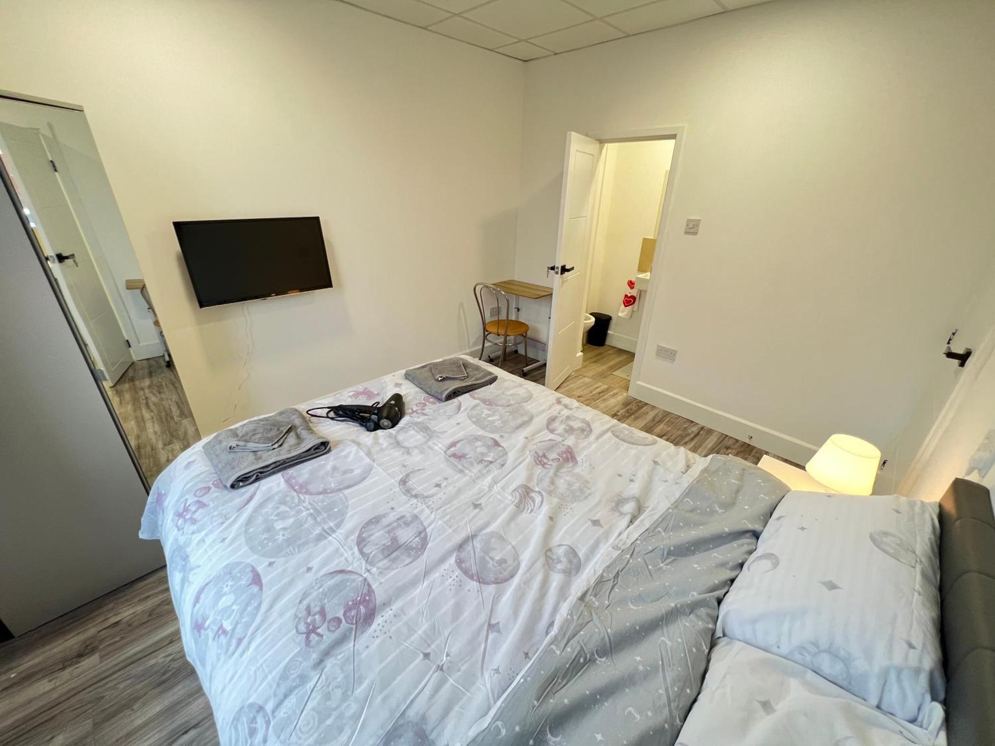 Lux En-Suite Coop Arena Mancity Stadium Piccadilly Manchester Exterior photo