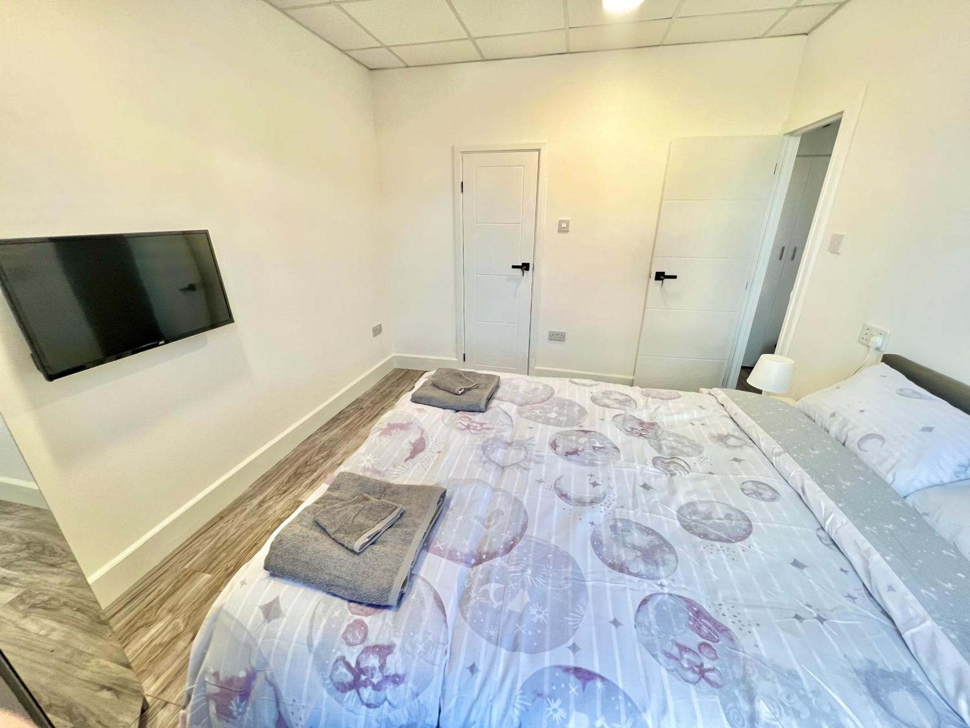 Lux En-Suite Coop Arena Mancity Stadium Piccadilly Manchester Exterior photo